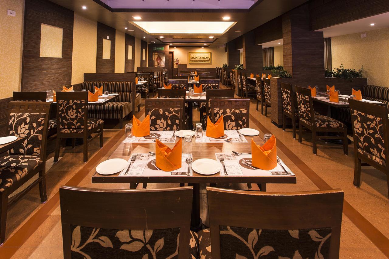ולאנגני Clinton Park Inn מראה חיצוני תמונה
