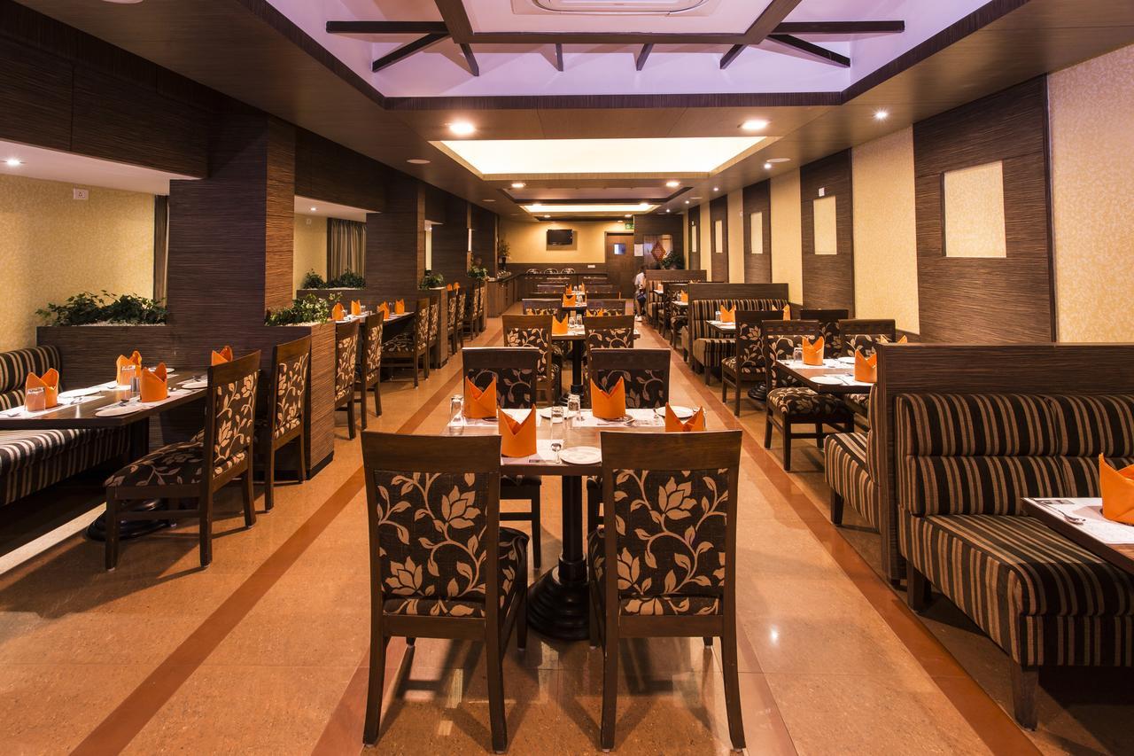 ולאנגני Clinton Park Inn מראה חיצוני תמונה